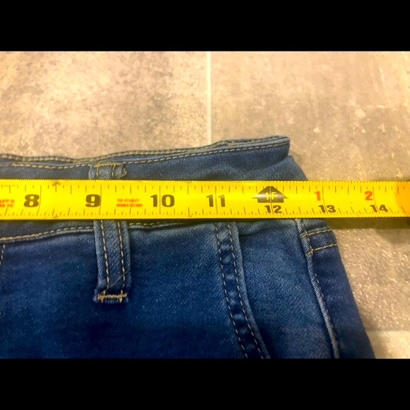 ❤️🔥YMI Kozy Fit Distressed Jeans Jogger Style ❤️🔥Measurements in Photos❤️🔥 - Picture 12 of 14